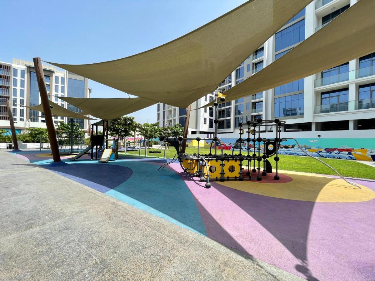 Hyatt Place Dubai Jumeirah Bagian luar foto