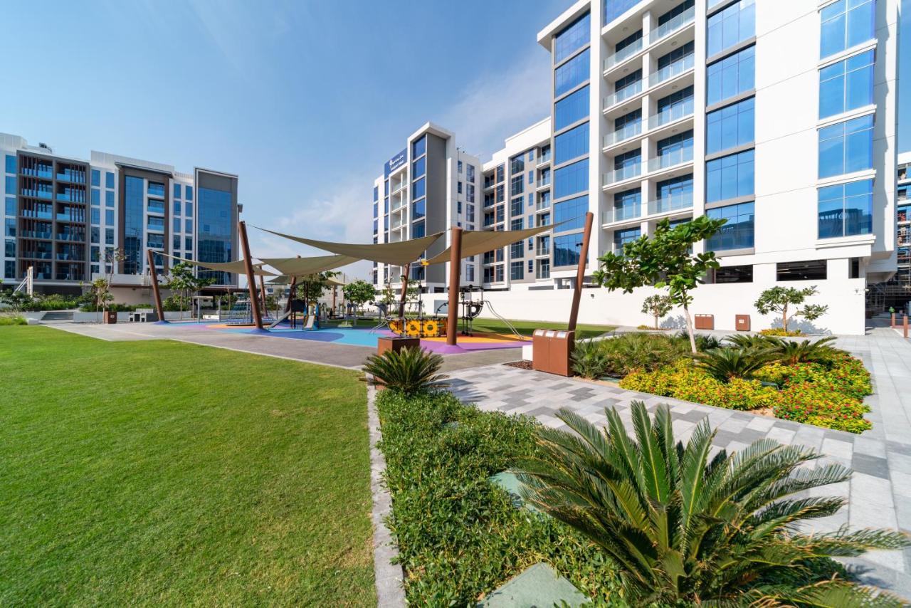 Hyatt Place Dubai Jumeirah Bagian luar foto