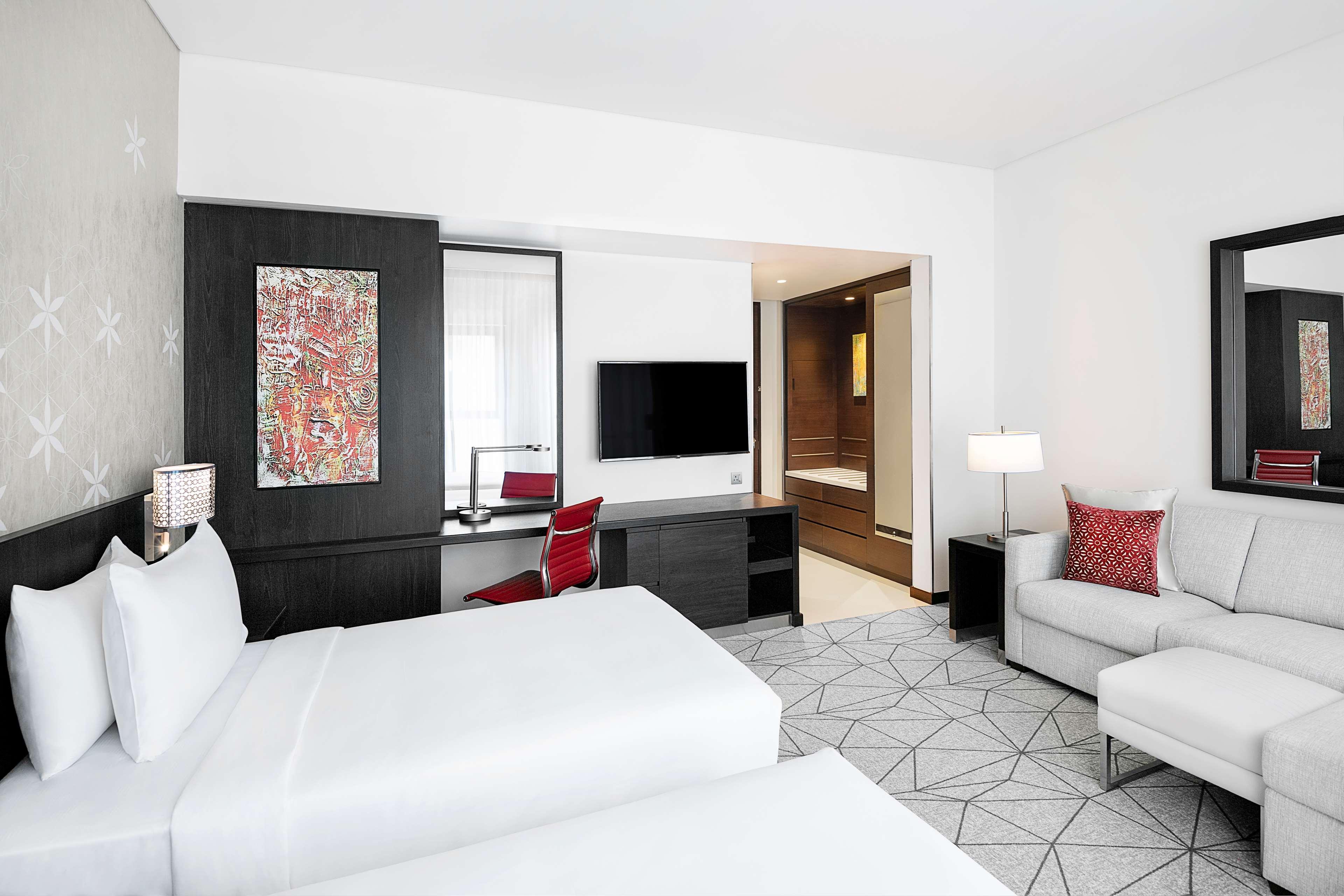 Hyatt Place Dubai Jumeirah Bagian luar foto