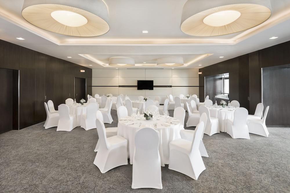 Hyatt Place Dubai Jumeirah Bagian luar foto